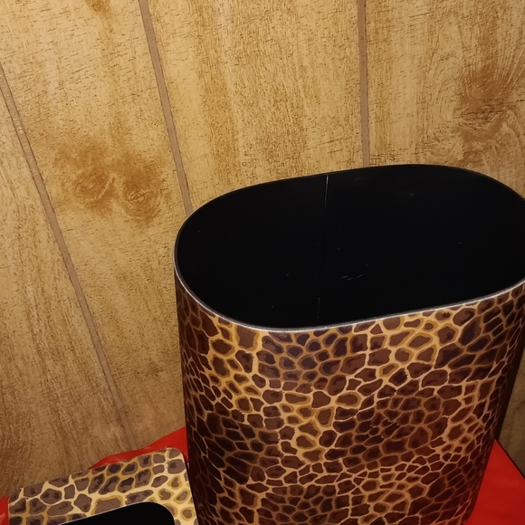 BRAND NEW! SATURDAY KNIGHT CHEETAH PRINT 3 PC BATHROOM SET. - Picture 4 of 4